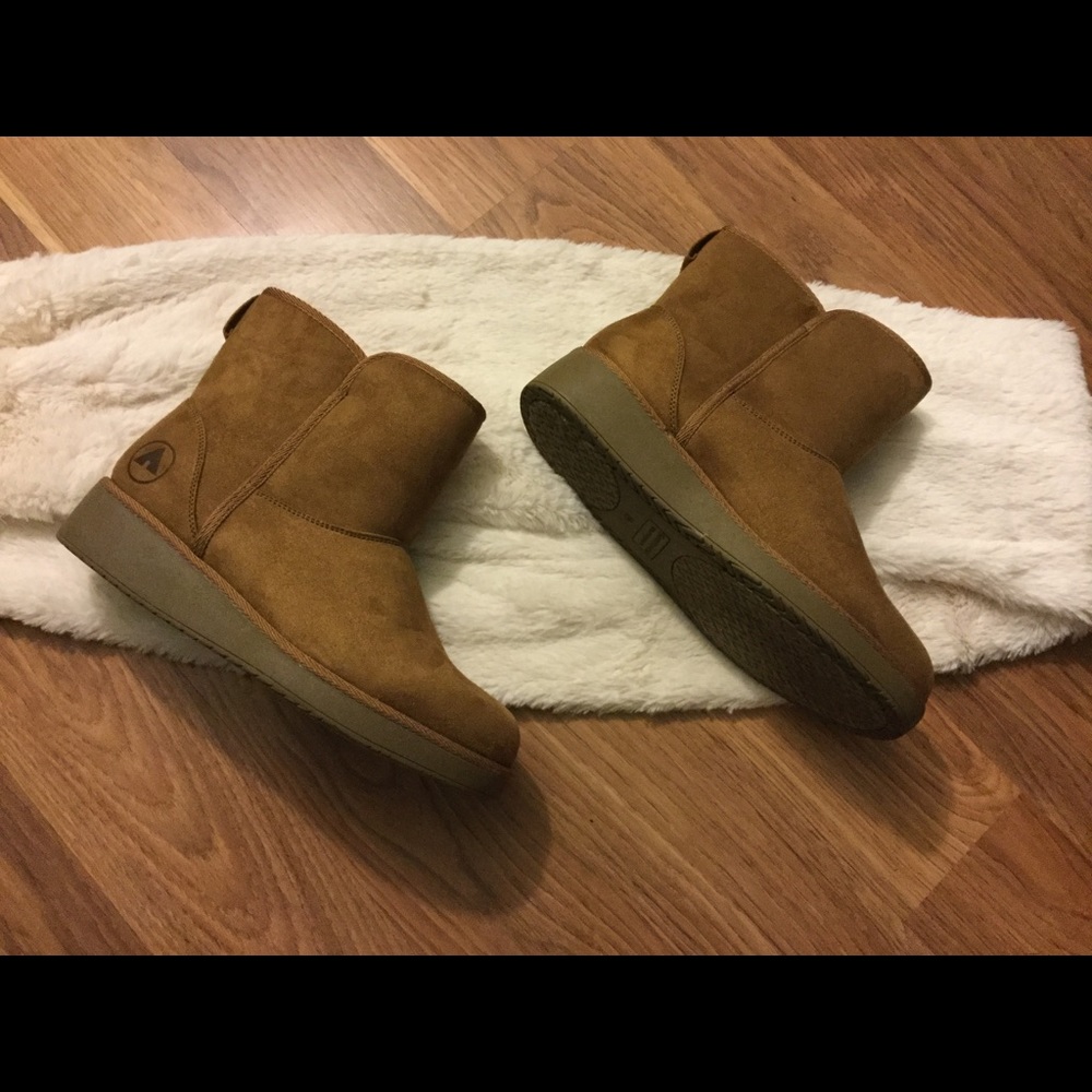 Women's Airwalk Chestnut Colored Ankle Boots